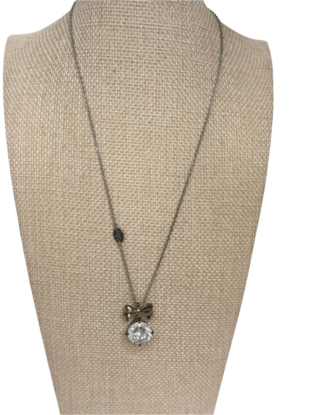 Juicy Couture Silver Tone Chain & Pendant Necklace Large Crystal & Bow coquette